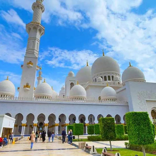 Abu Dhabi Premium Full-Day Sightseeing Tour From Dubai